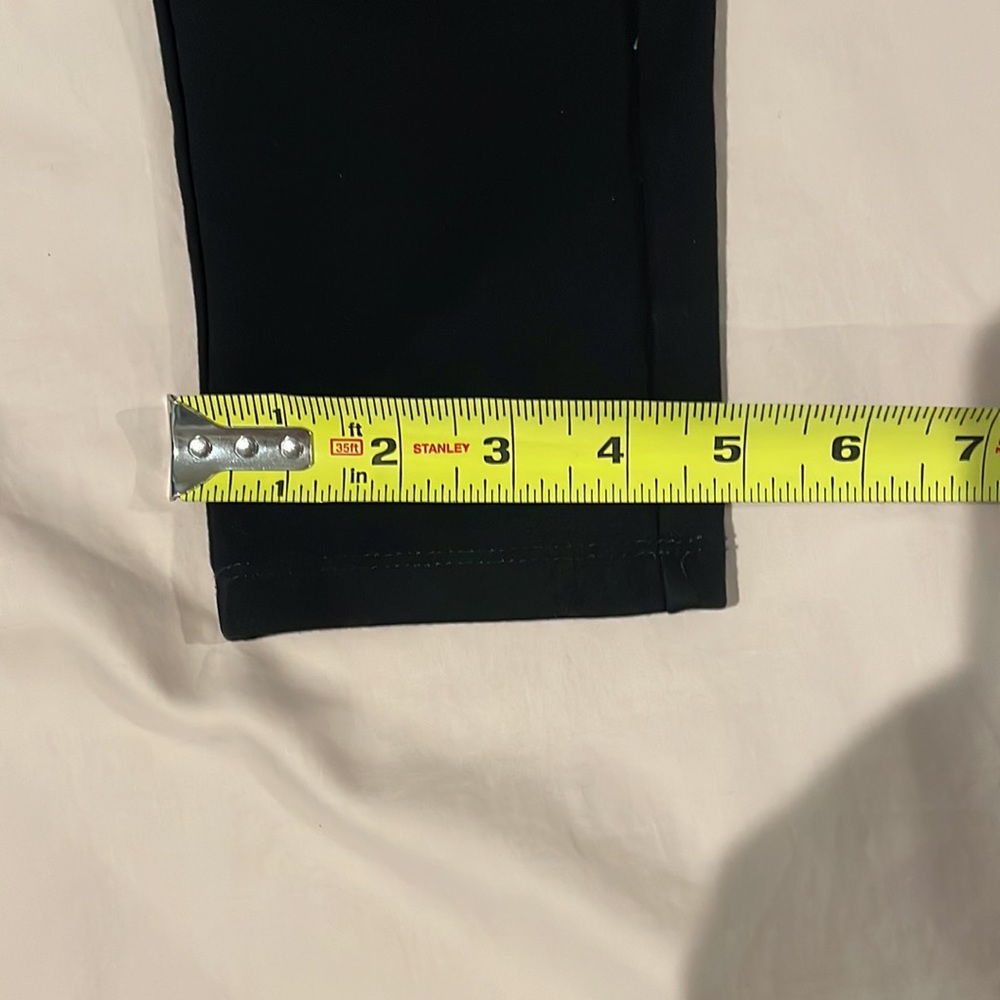 Slimming Options mid weight leggings with dual zipper detail - Picture 4 of 9